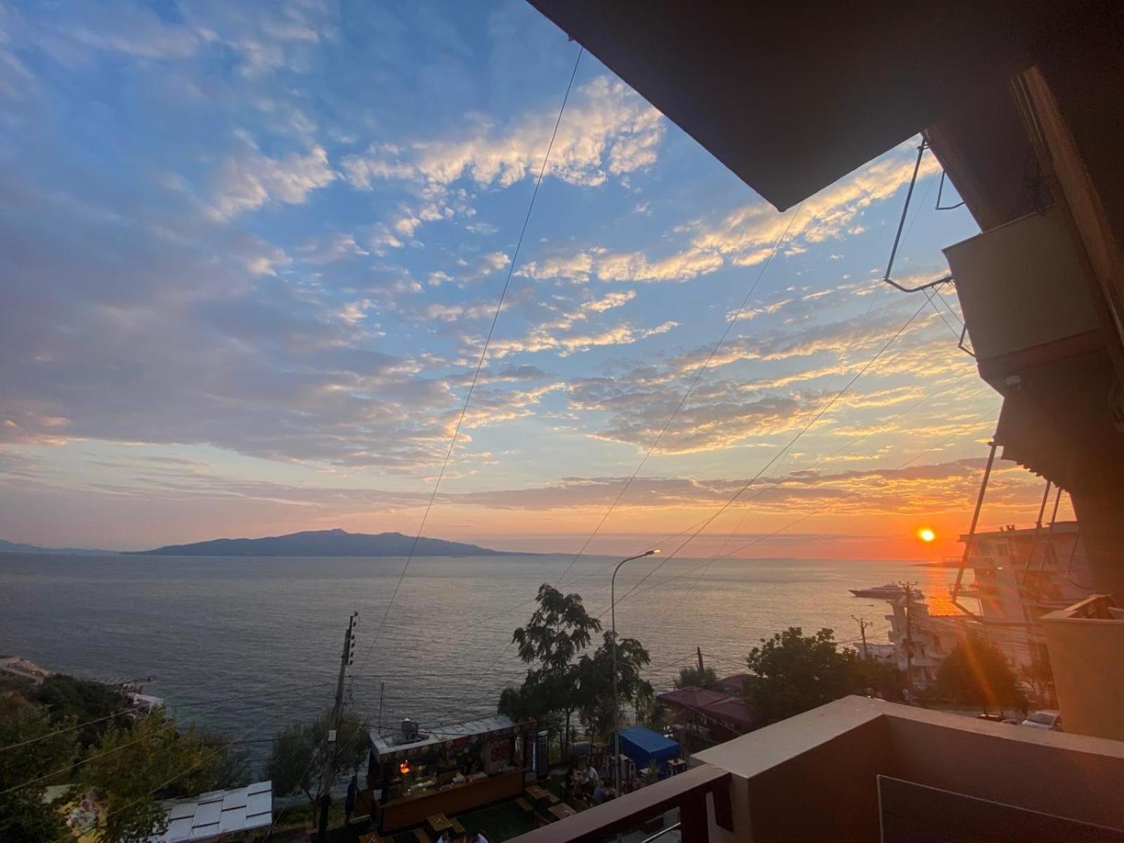 סרנדה Del Mar Sea View Apartment מראה חיצוני תמונה