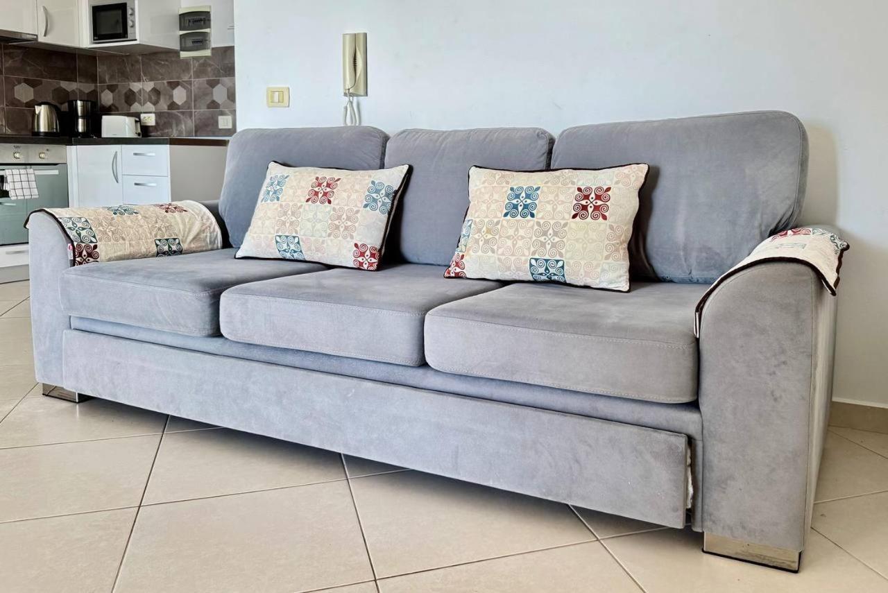סרנדה Del Mar Sea View Apartment מראה חיצוני תמונה