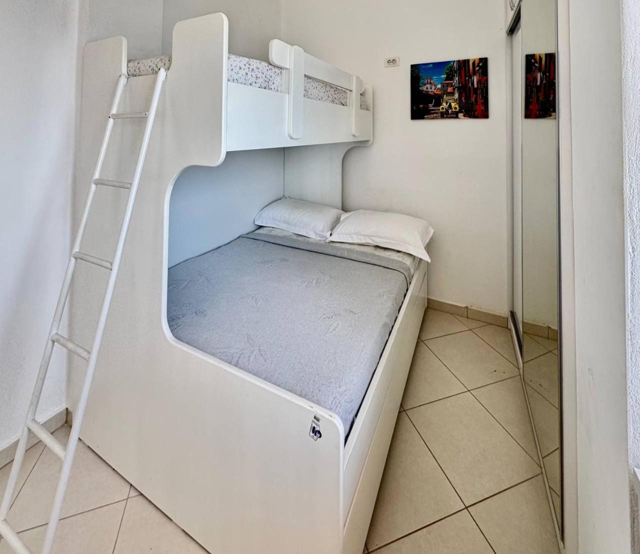 סרנדה Del Mar Sea View Apartment מראה חיצוני תמונה